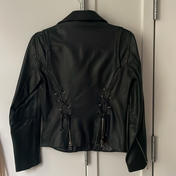 Leather jacket - Picture 2 of 3